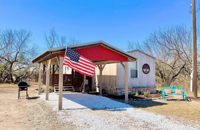 Relaxing 2 bedroom home in Fort Clark Springs.