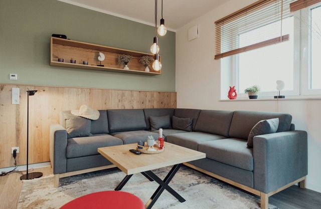 Relaxing coastal retreat: the 'Eiderente' apartment in Hooksiel