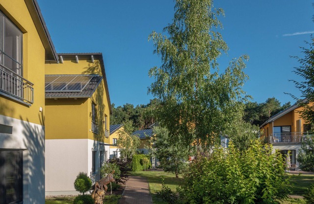 Relaxing family holiday in the idyllic house 22 Heide in Berlin!
