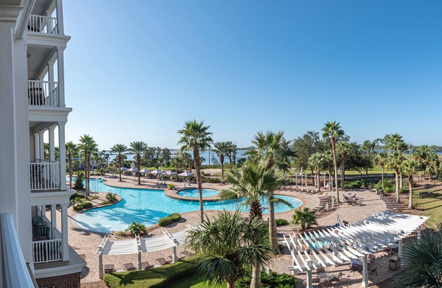 Relaxing Getaway, Reflections Spa & Resort - Snowbirds Welcomed