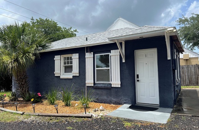 Relaxing Getaway Near Old St. Augustine & Beaches