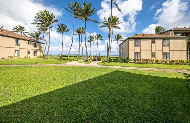 Relaxing Ocean View Condo in Kauai | Pono Kai Resort | PK-E102