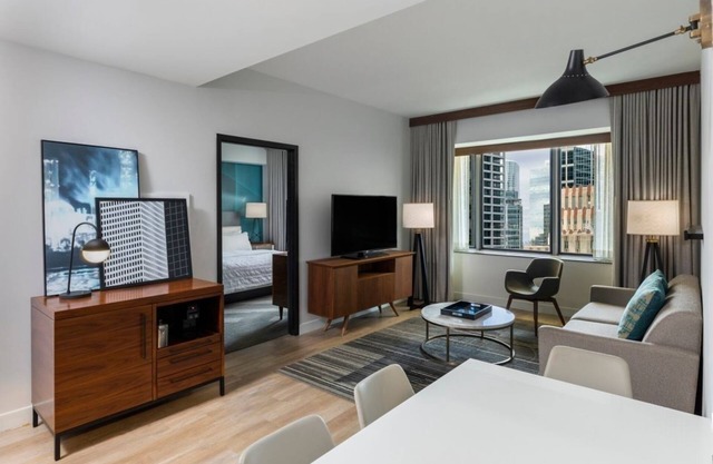 Relaxing Pet Friendly space in Downtown Houston!