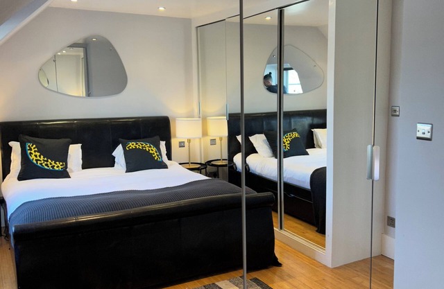 Remarkable 2-bed House in London
