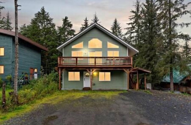 Remodeled Duplex - Lower Level - Close to Ski Lifts