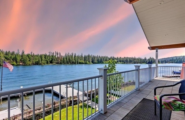 Remodeled Waterfront House with Lake Access near Downtown Coeur d'Alene!