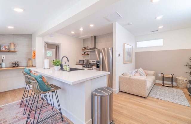 Reno Oasis: Stylish 1-Bedroom Escape
