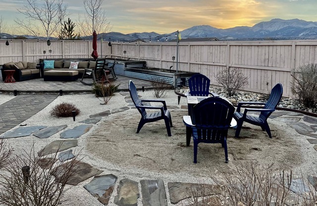 Reno / Tahoe Retreat House With Mt Rose View - Breathtaking Sunsets