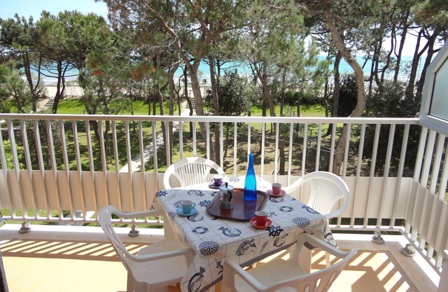Renovated apartment with sea view terrace