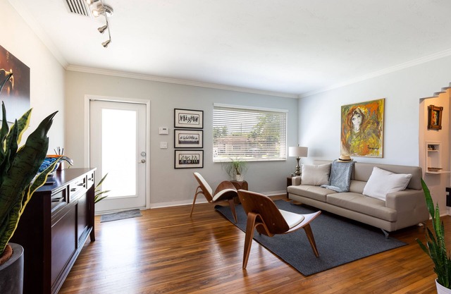 Renovated Art Deco Style Casita Near Coral Gables
