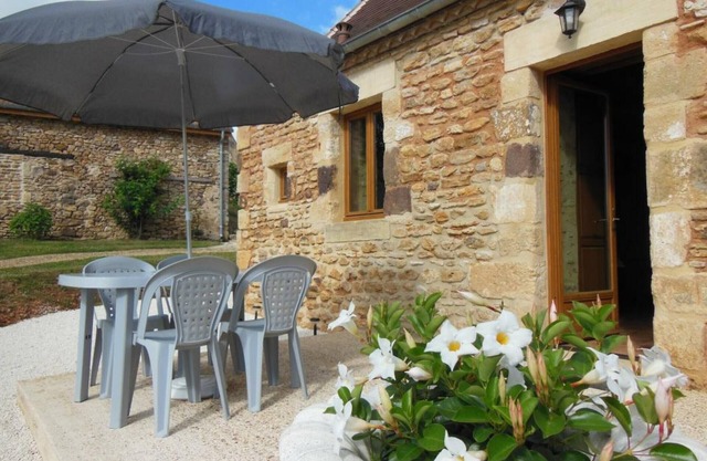 Renovated house near Le Bugue, large garden, 3 bedrooms