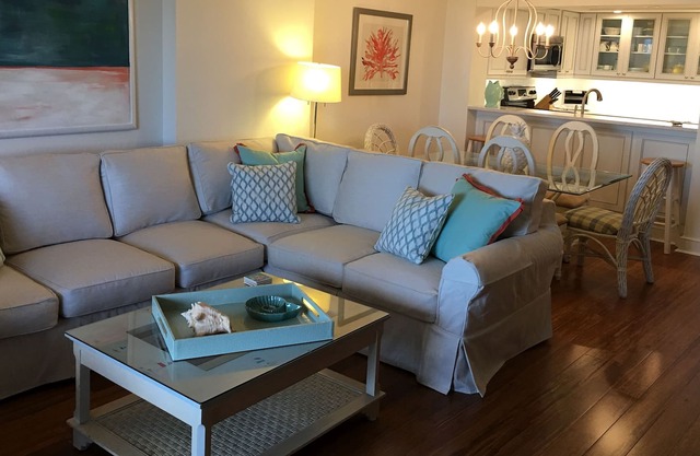 Renovated, Premium Ocean Front, fab views, 1st floor - entry without elevator