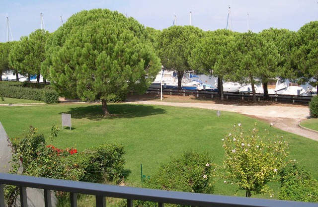 Rental Apartment PORT CAMARGUE