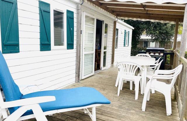 Rental Mobile home 6/8 people in campsite 4 * LA PIGNADE