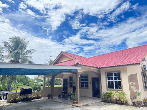 Rerama Homestay Langkawi 5 minutes driving to Chenang Beach, kitchen, Wifi, parking, village vibes