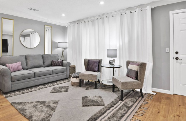 💎Reserved Parking💎Smart TVs💎W/D💎10min➡️Plaza💎
