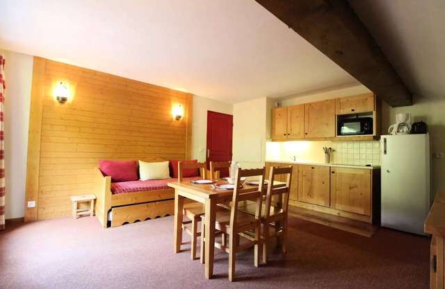 Residence Les Alpages - 2 Rooms for 4 People