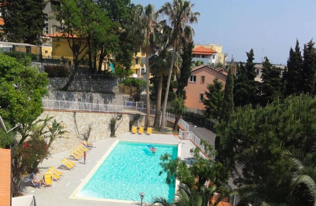 Residence Dei Fiori Pietra Ligure Two-room Apartment 4 Pax