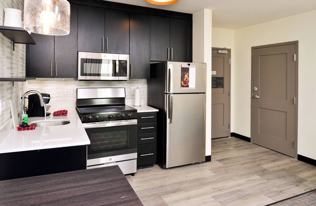 Residence Inn by Marriott Bakersfield West
