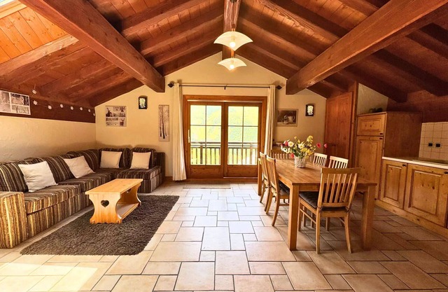 Residence La Grange - Authentic renovated chalet in St Martin de Belleville