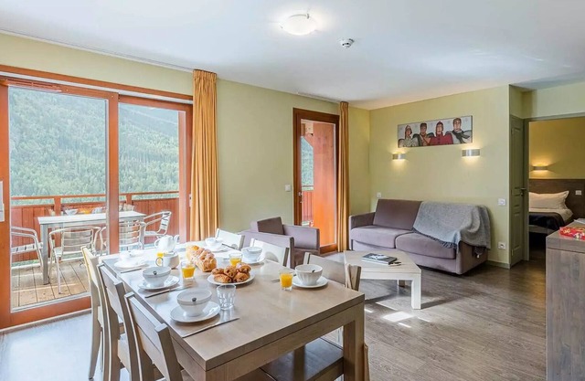 Residence Les Epinettes * - 2 Rooms Mountain Corner 6 People