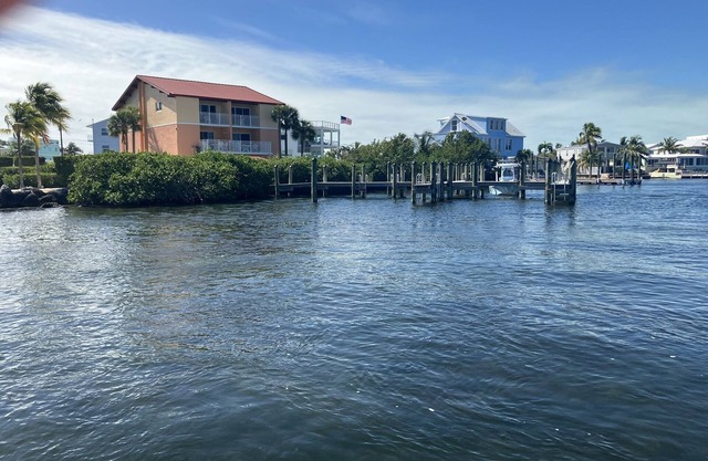 Resort, New Remodel, Partial Bay View, Sleeps 6, with Boat Slip, Dock, Boardwalk