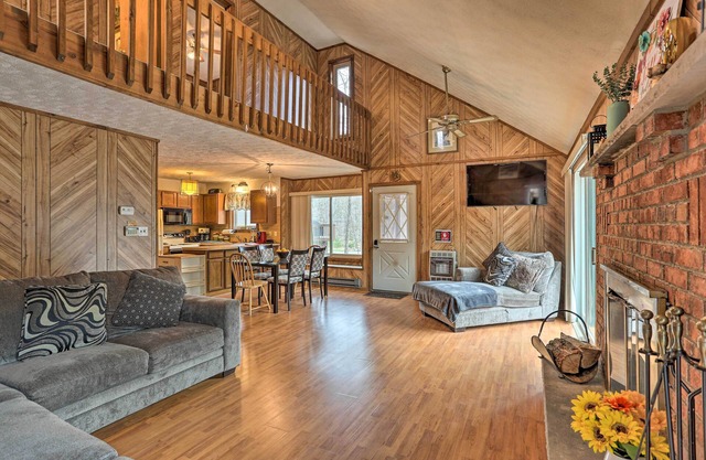 Resort Perks: Picturesque Poconos Getaway!