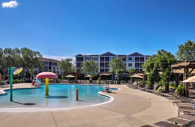 Resort style house for rent within walking distance to Sunridge pool !