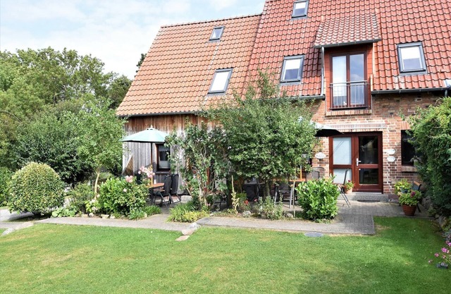 Retreat with Sauna & Garden