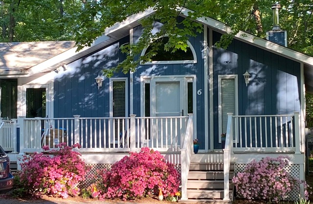 Rhapsody in Blue Beach Cottage in Ocean Pines OC MD w/Beach Club Parking Pass