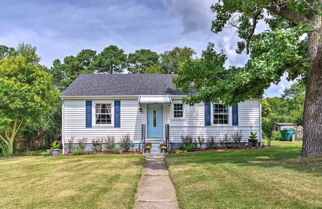 Richmond Home w/ Grill ~ 8 Mi to Downtown!
