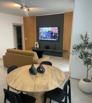 Rida' Luxury House