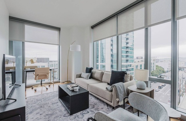 Rincon Hill 1BR w/Gym, Pool, EV Charger & Rooftop | Near Tech Hub