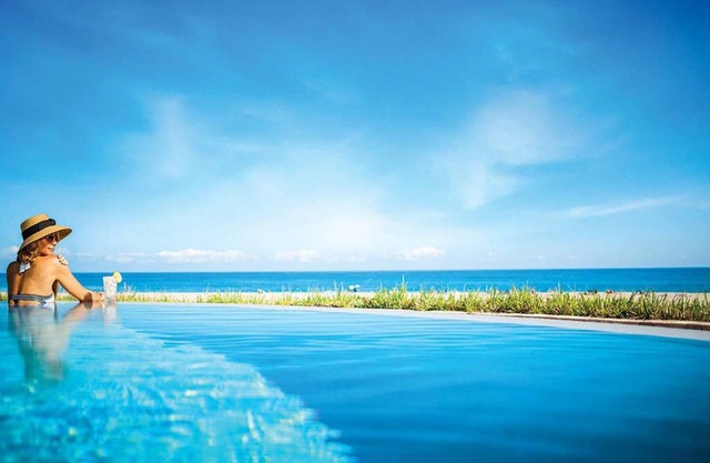 Ritz Carlton Guest Efficienty Suite