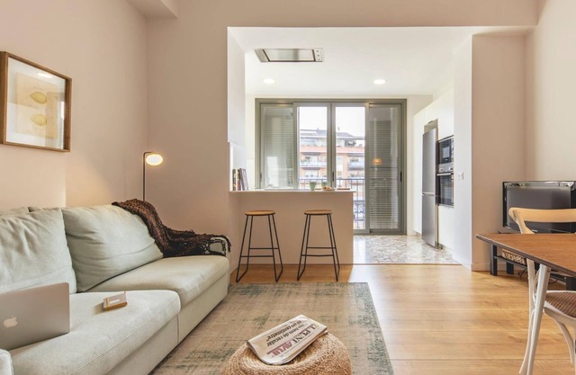 Riu Onyar - Holiday Apartment Rental in Girona | Bravissimo