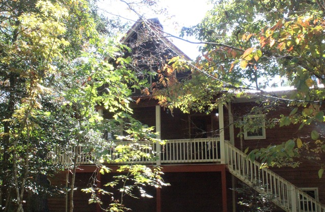 River Front Property, Local Wineries, fun and relaxing, Enjoy sounds of River