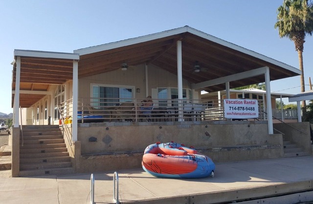 River Front Vacation dock home centrally located on The Famous Parker Strip AZ!
