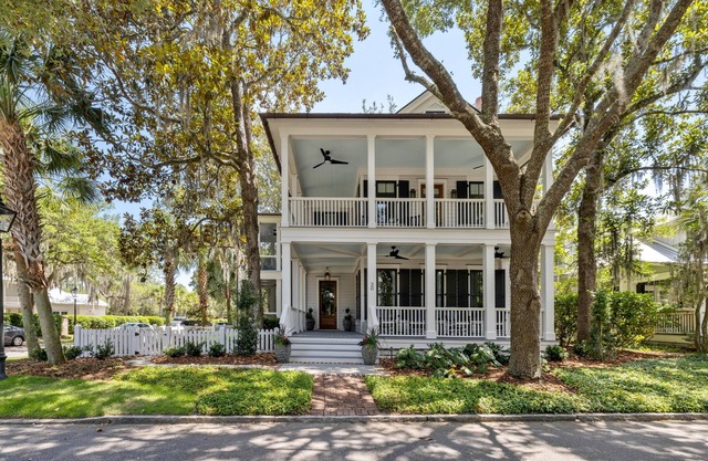 River Grass House - 5 BD with Enchanting Courtyard