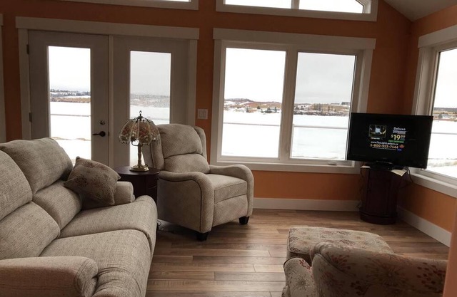 River House- a waterfront gem