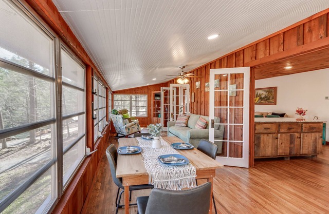 Riverfront Blue Ridge Cabin w/Private Beach!