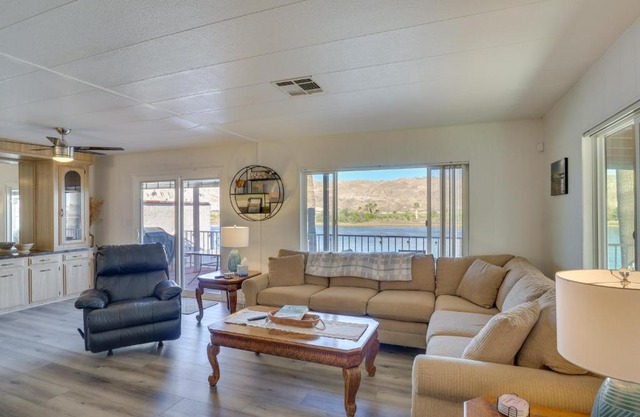 Riverfront Bullhead City House with Balcony!