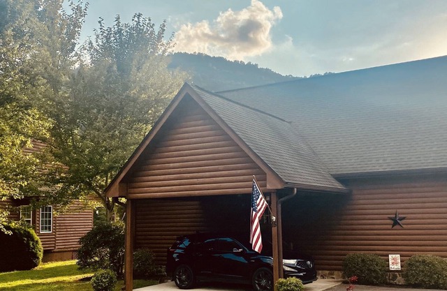 Riverfront Cabin with Mountain Views, Trout Fishing, Tubing, Pool, WIFI, hot tub