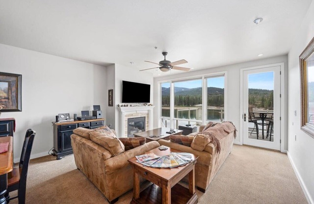 Riverside Condo - Gorgeous Spokane River View