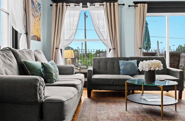 Riverview Escape | 1 Mi to Downtown Louisville