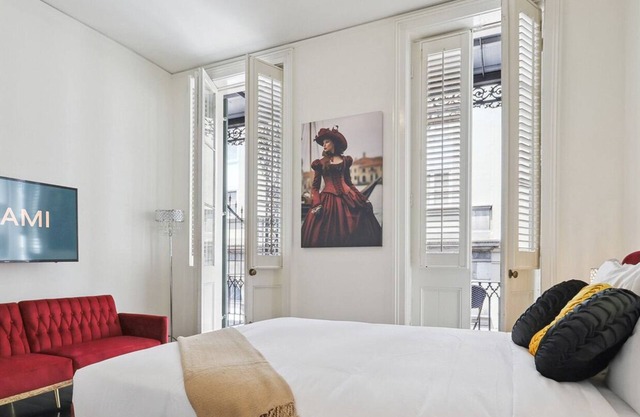 Roami at St. Helene | Chartres St. Combo | Balcony | 2 Units