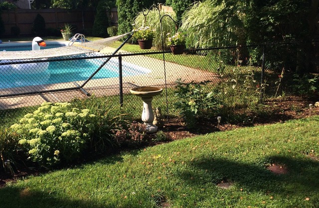 "Robyn's Nest" A private home, with swimming pool, close to Dennis Bay Beaches