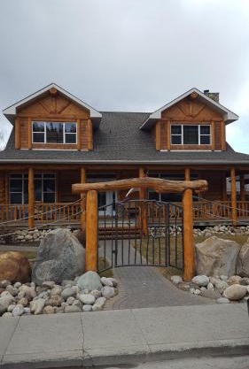 Roche Bonhomme Rustic Suite