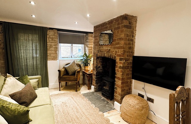 Rock Hill - Chipping Norton, Trendy Townhouse in Chipping Norton