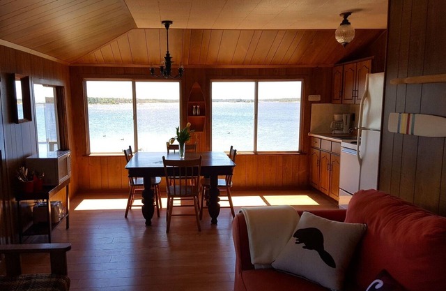 Rockwood: 3-Bedroom Cottage #8