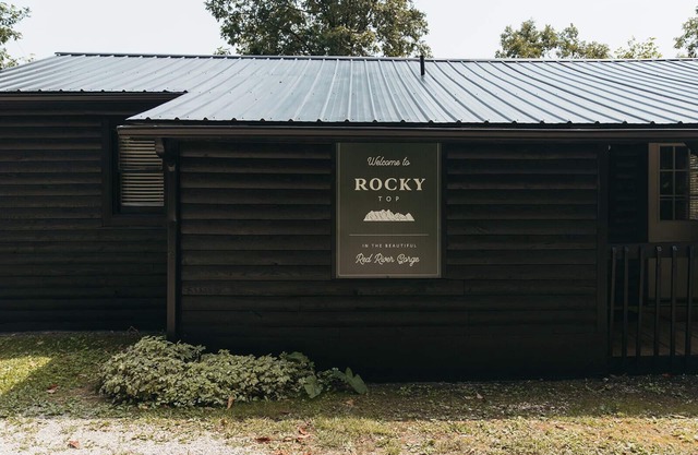 "Rocky Top" - Cozy RRG Cabin
